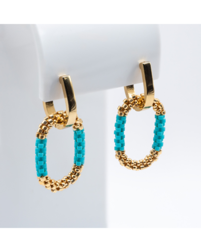 Kolczyki owalne z japońskich koralików w kolorze złotym z niebieskim motywem